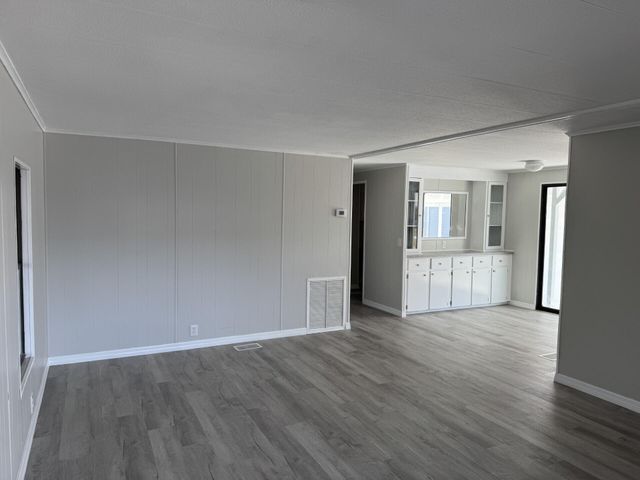 19 La Viilla Court, Fort Pierce, FL 34951