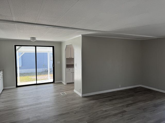 19 La Viilla Court, Fort Pierce, FL 34951