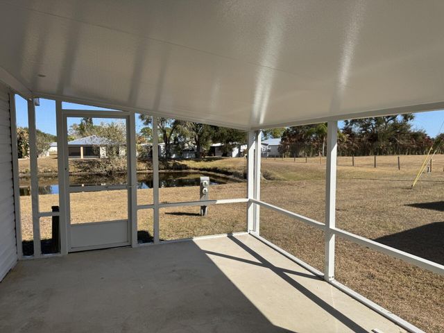 19 La Viilla Court, Fort Pierce, FL 34951