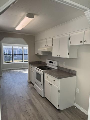 19 La Viilla Court, Fort Pierce, FL 34951