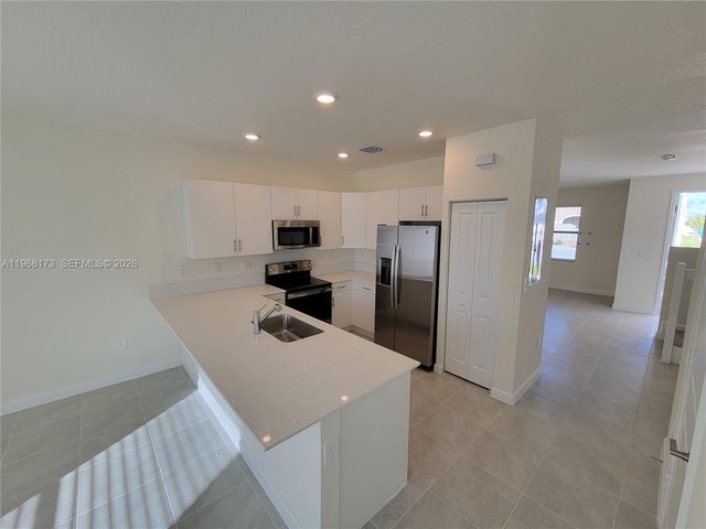 11404 W 33rd Ct 11404, Hialeah, FL 33018