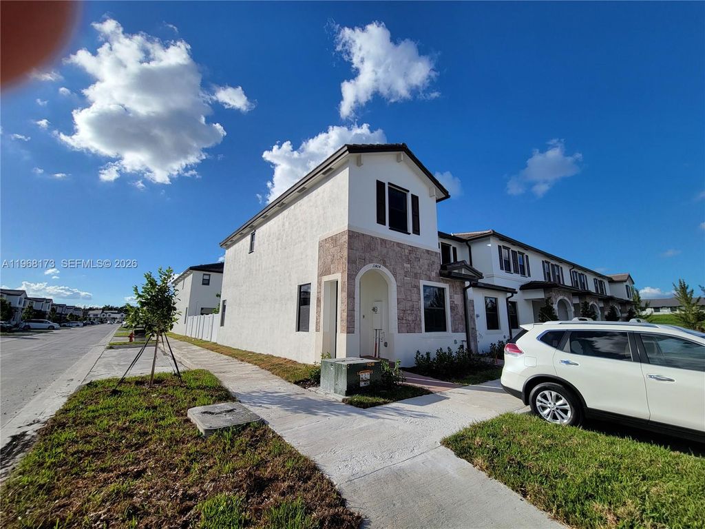 11404 W 33rd Ct 11404, Hialeah, FL 33018