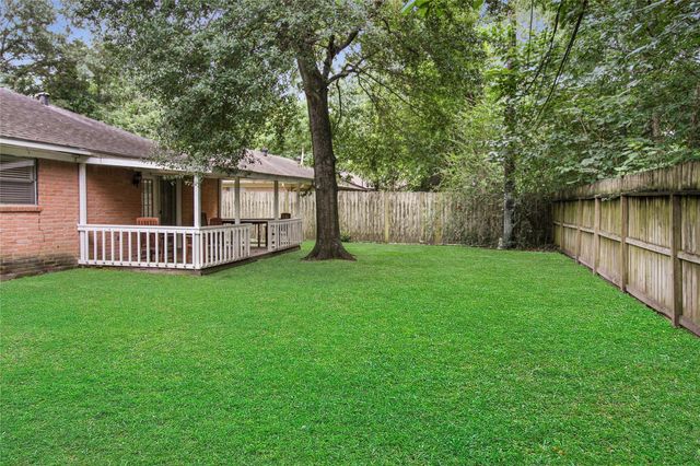 1915 E Allegro Street, Houston, TX 77080