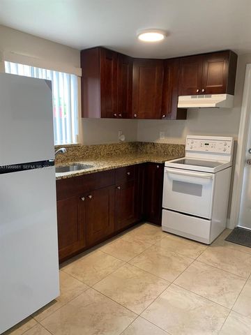 19121 NE Miami Ct 1, Miami, FL 33179