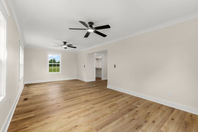 1877 Airport Lake Rd, Mcminnville, TN 37110