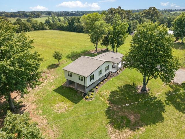 1877 Airport Lake Rd, Mcminnville, TN 37110