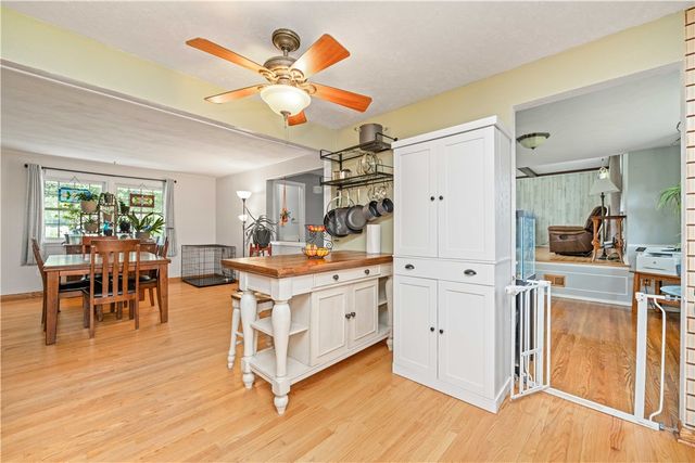 99 Dorian Lane, Greece, NY 14626