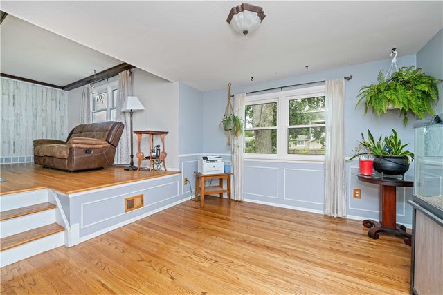 99 Dorian Lane, Greece, NY 14626