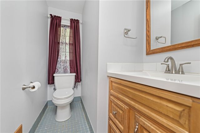 99 Dorian Lane, Greece, NY 14626