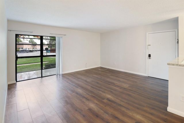 7801 Ashmont Circle 104, Tamarac, FL 33321