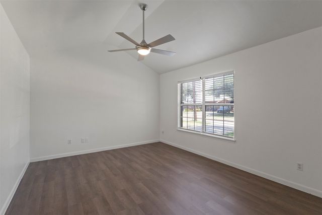 4650 Mexicana Road, Dallas, TX 75212