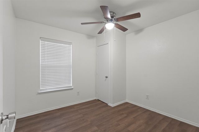 4650 Mexicana Road, Dallas, TX 75212