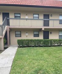 21906 Lake Forest Circle 102, Boca Raton, FL 33433