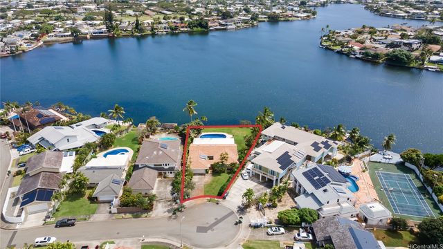 325 Hamakua Drive, Kailua, HI 96734