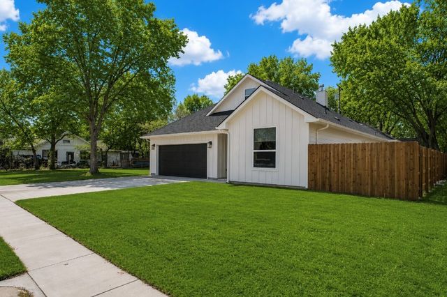 1314 E Pecan Street, Gainesville, TX 76240