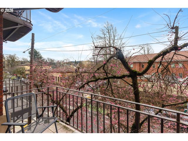 1829 Nw LOVEJOY St 304, Portland, OR 97209