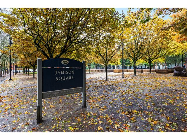 1829 Nw LOVEJOY St 304, Portland, OR 97209