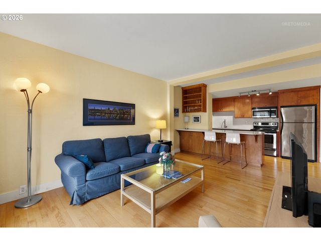 1829 Nw LOVEJOY St 304, Portland, OR 97209