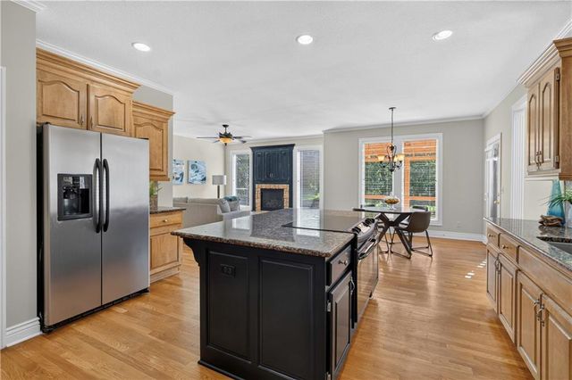 14001 Noland Street, Overland Park, KS 66221