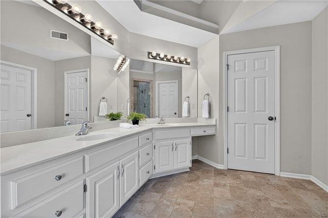 14001 Noland Street, Overland Park, KS 66221