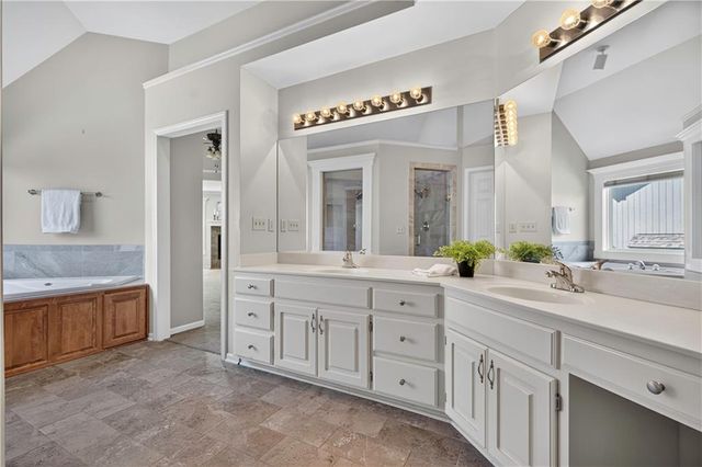 14001 Noland Street, Overland Park, KS 66221