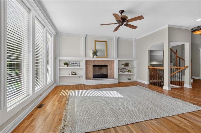 14001 Noland Street, Overland Park, KS 66221