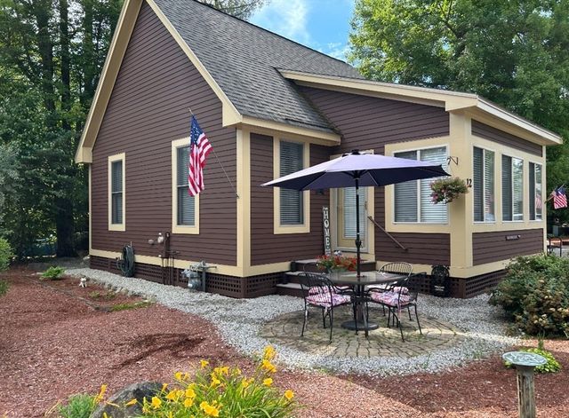 12 Waterview Drive 12, Westford, MA 01886