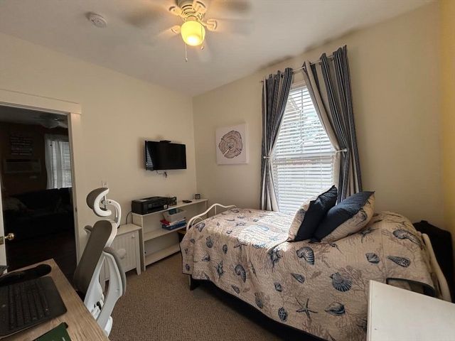 12 Waterview Drive 12, Westford, MA 01886