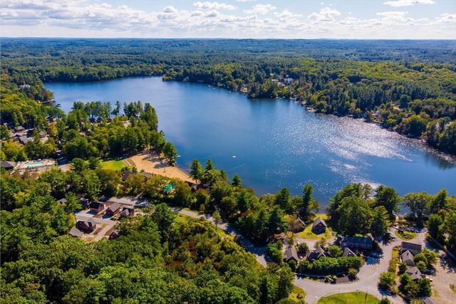 12 Waterview Drive 12, Westford, MA 01886