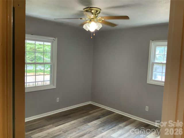 44 Rathfarnham Road, Asheville, NC 28803