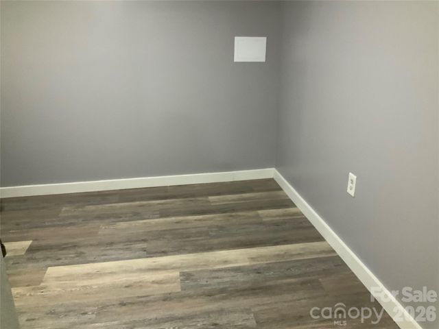 44 Rathfarnham Road, Asheville, NC 28803