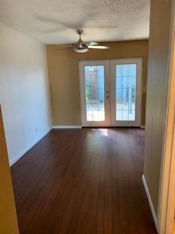 35 San Jacinto Drive, Galveston, TX 77550