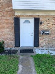 35 San Jacinto Drive, Galveston, TX 77550