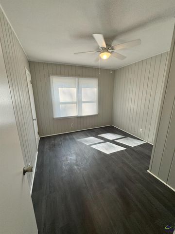 402 Westview Drive, Fort Valley, GA 31030