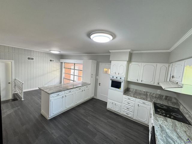 402 Westview Drive, Fort Valley, GA 31030