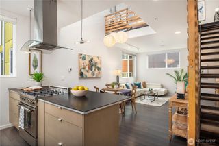 1623 14th Avenue #E, Seattle, WA 98122