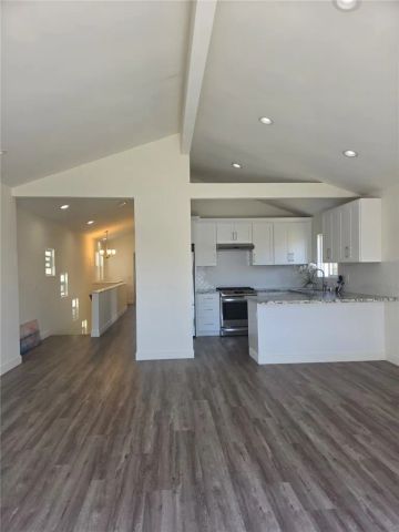 1812 W Balboa, Newport Beach, CA 92663