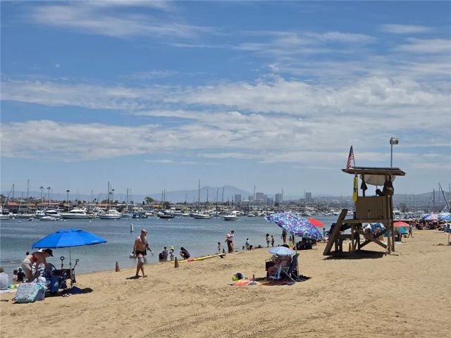 1812 W Balboa, Newport Beach, CA 92663