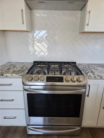 1812 W Balboa, Newport Beach, CA 92663