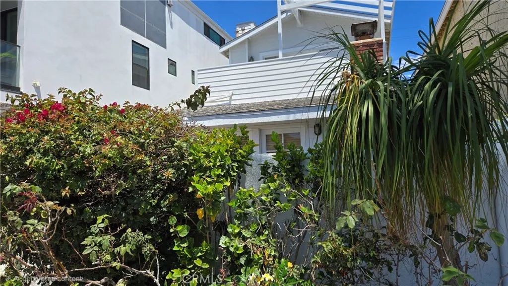 1812 W Balboa, Newport Beach, CA 92663