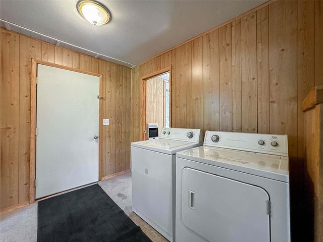 206 Tallow Street, Onalaska, TX 77360