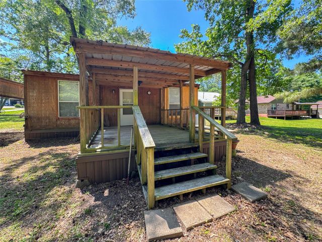 206 Tallow Street, Onalaska, TX 77360