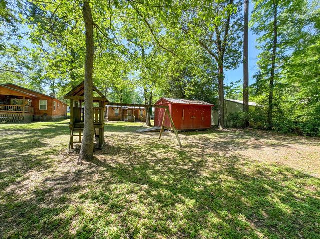 206 Tallow Street, Onalaska, TX 77360