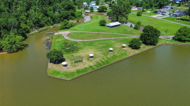 206 Tallow Street, Onalaska, TX 77360
