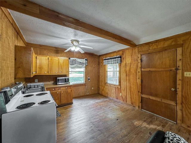 206 Tallow Street, Onalaska, TX 77360
