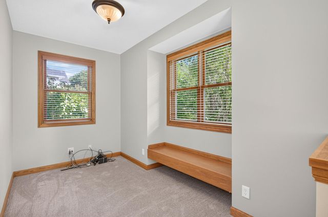 11224 Halstead Trail, Woodbury, MN 55129