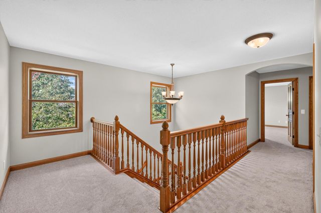 11224 Halstead Trail, Woodbury, MN 55129