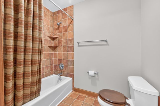 11224 Halstead Trail, Woodbury, MN 55129