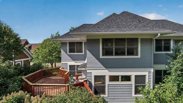 11224 Halstead Trail, Woodbury, MN 55129