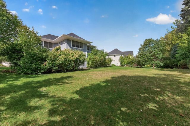 11224 Halstead Trail, Woodbury, MN 55129